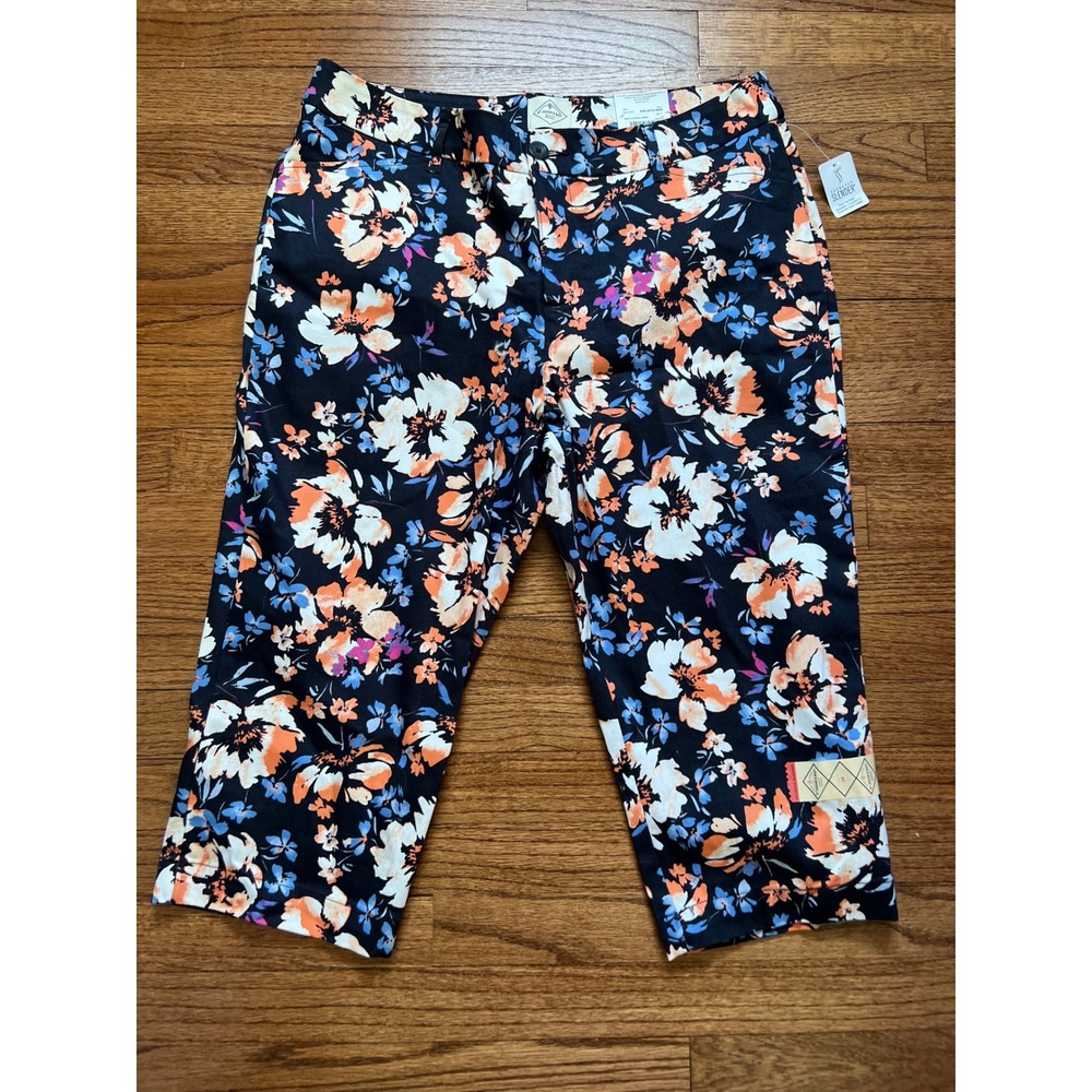 NEW St. John's Bay‎ Crop Pants Women 14 Blue Floral Secretly Slender Classic Fit